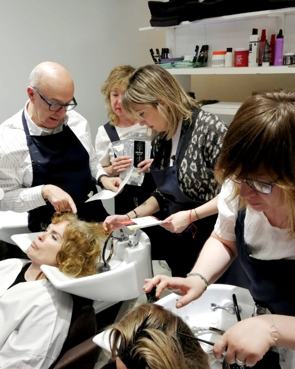 Coloracion-natural-con-henna-Mi&Chic